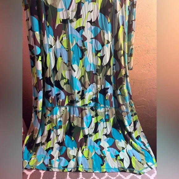 Plus size Maxi LOGO by Lori Goldstein Multicolor Leaf Print Maxi Dress 2X - Picture 10 of 10
